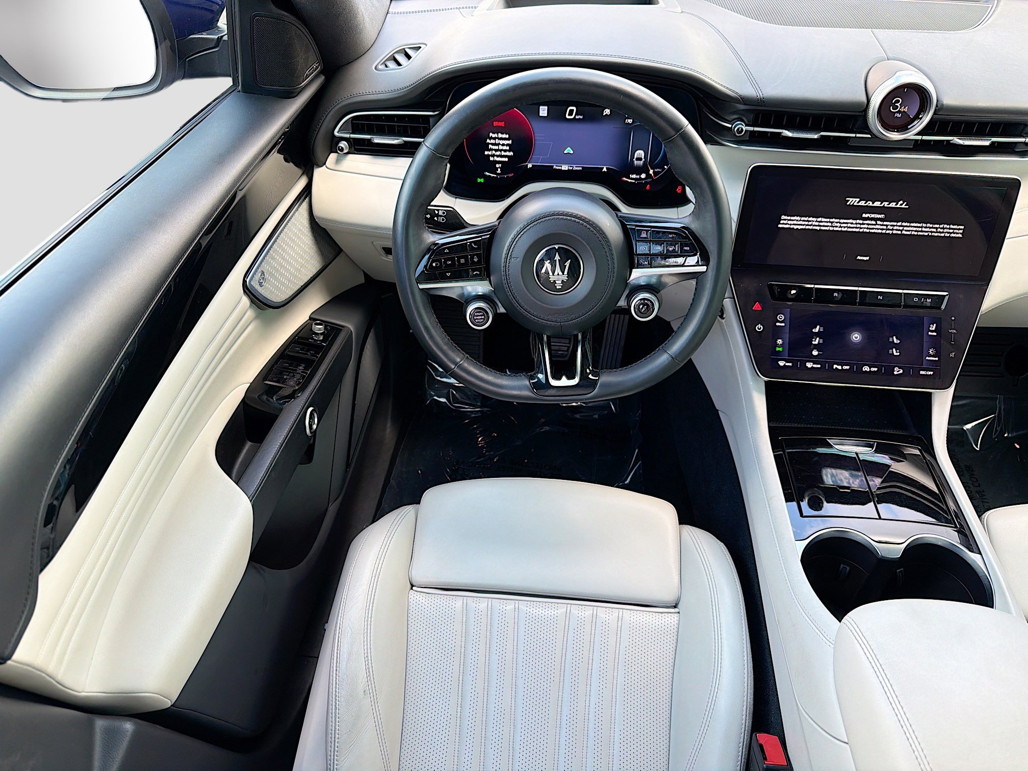 Used 2023 Maserati Grecale Modena image 17