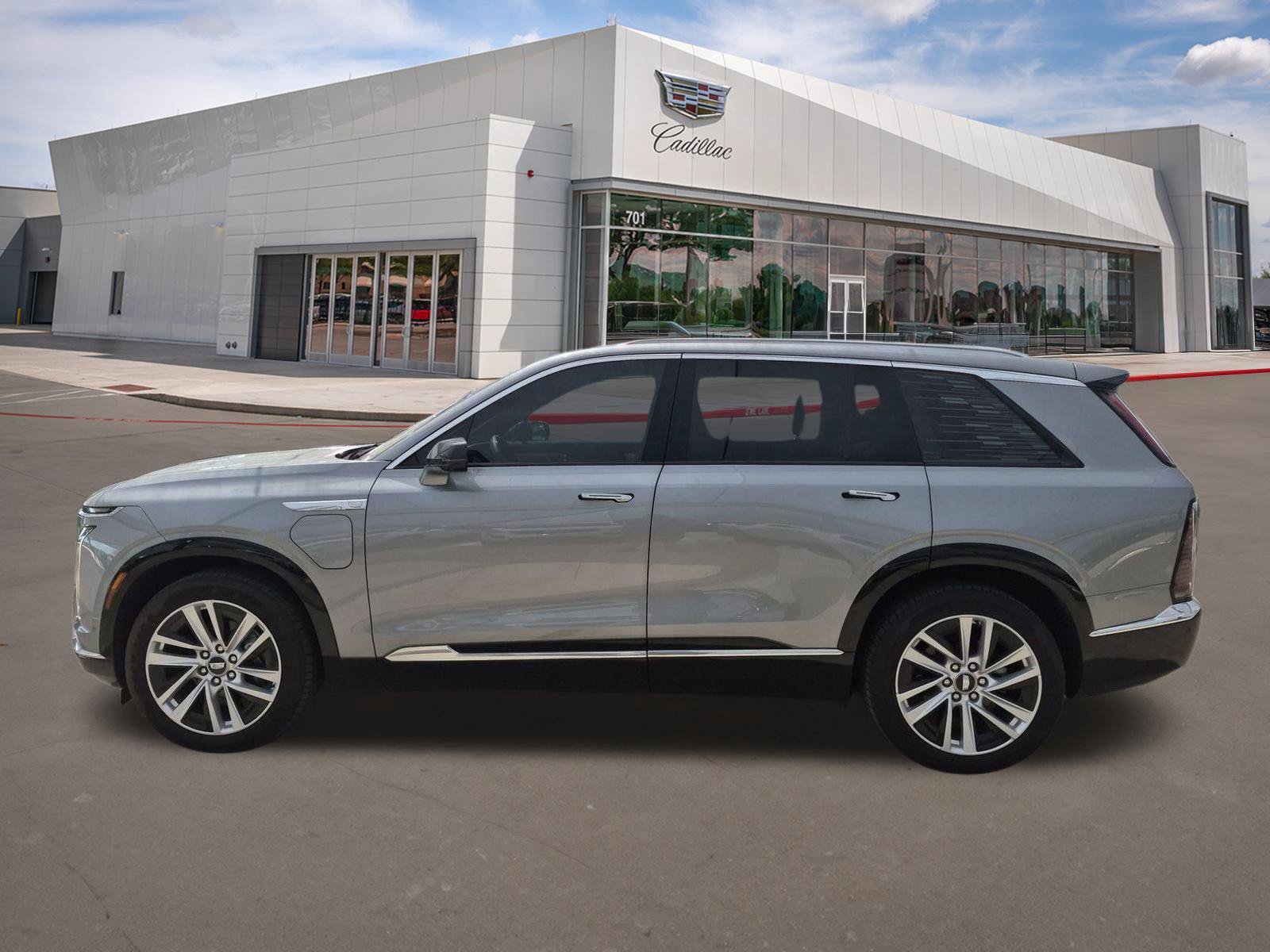 New 2026 Cadillac Vistiq Luxury w/ LPO, Floor Liner Package AWD/4WD image 3