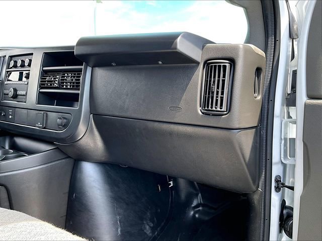 New 2026 Chevrolet Express 2500 w/ Driver Convenience Package RWD image 25