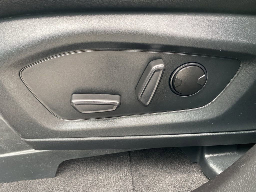 Used 2023 Ford Explorer ST w/ Equipment Group 401A AWD/4WD image 32