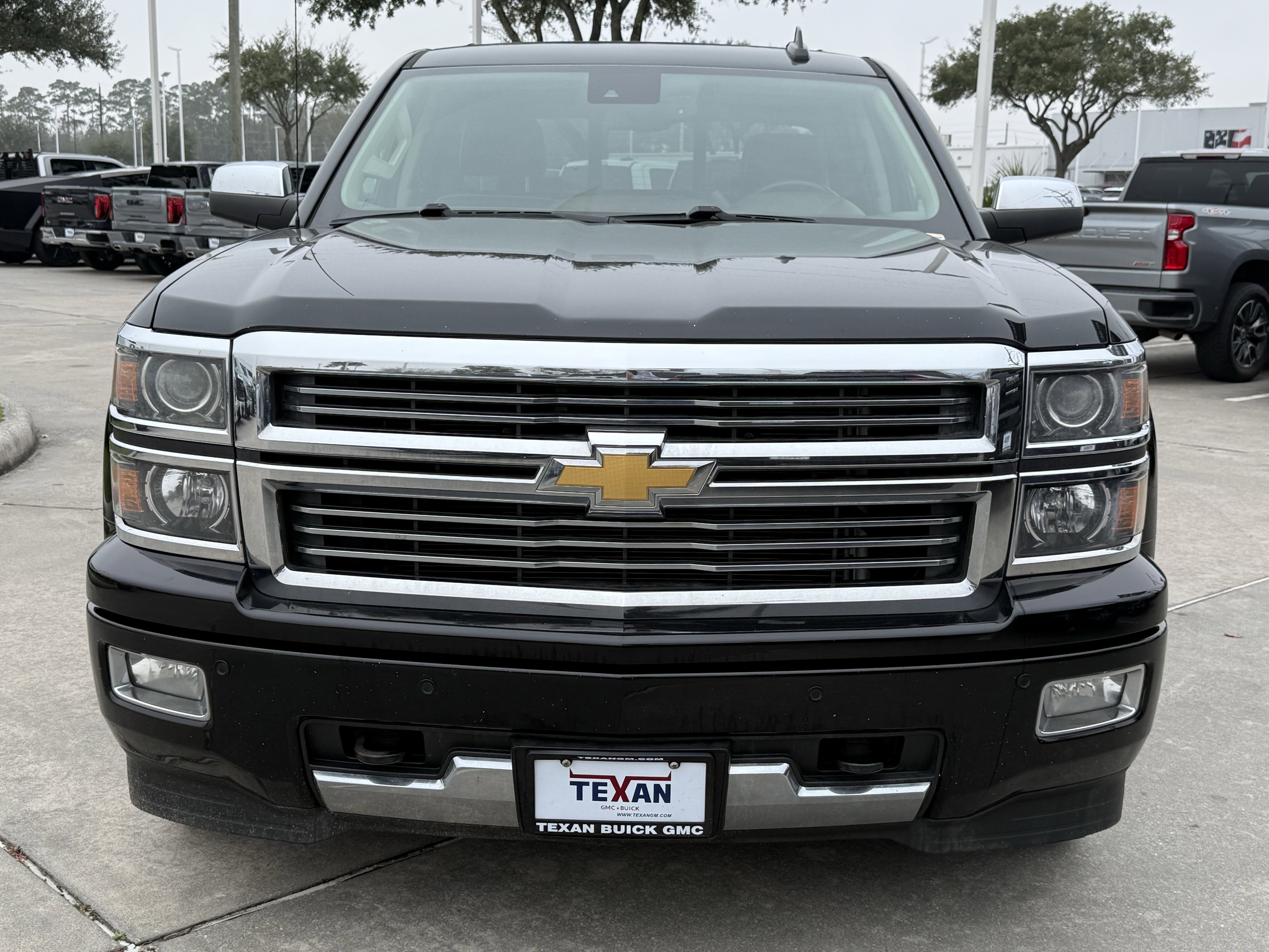 Used 2015 Chevrolet Silverado 1500 High Country w/ High Country Premium Package image 10
