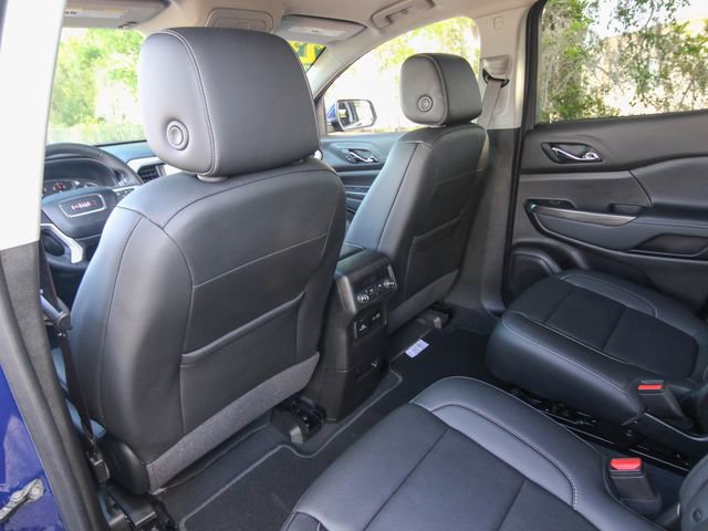 Used 2023 GMC Acadia SLT image 26