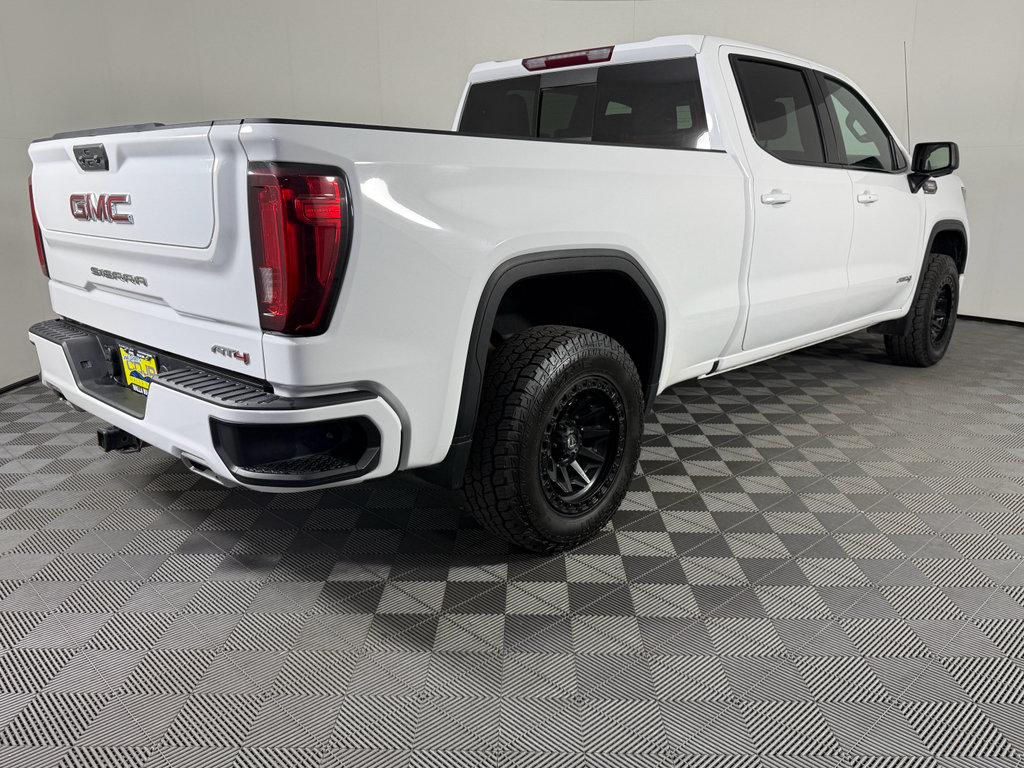 Used 2022 GMC Sierra 1500 AT4 w/ AT4 Preferred Package AWD/4WD image 9