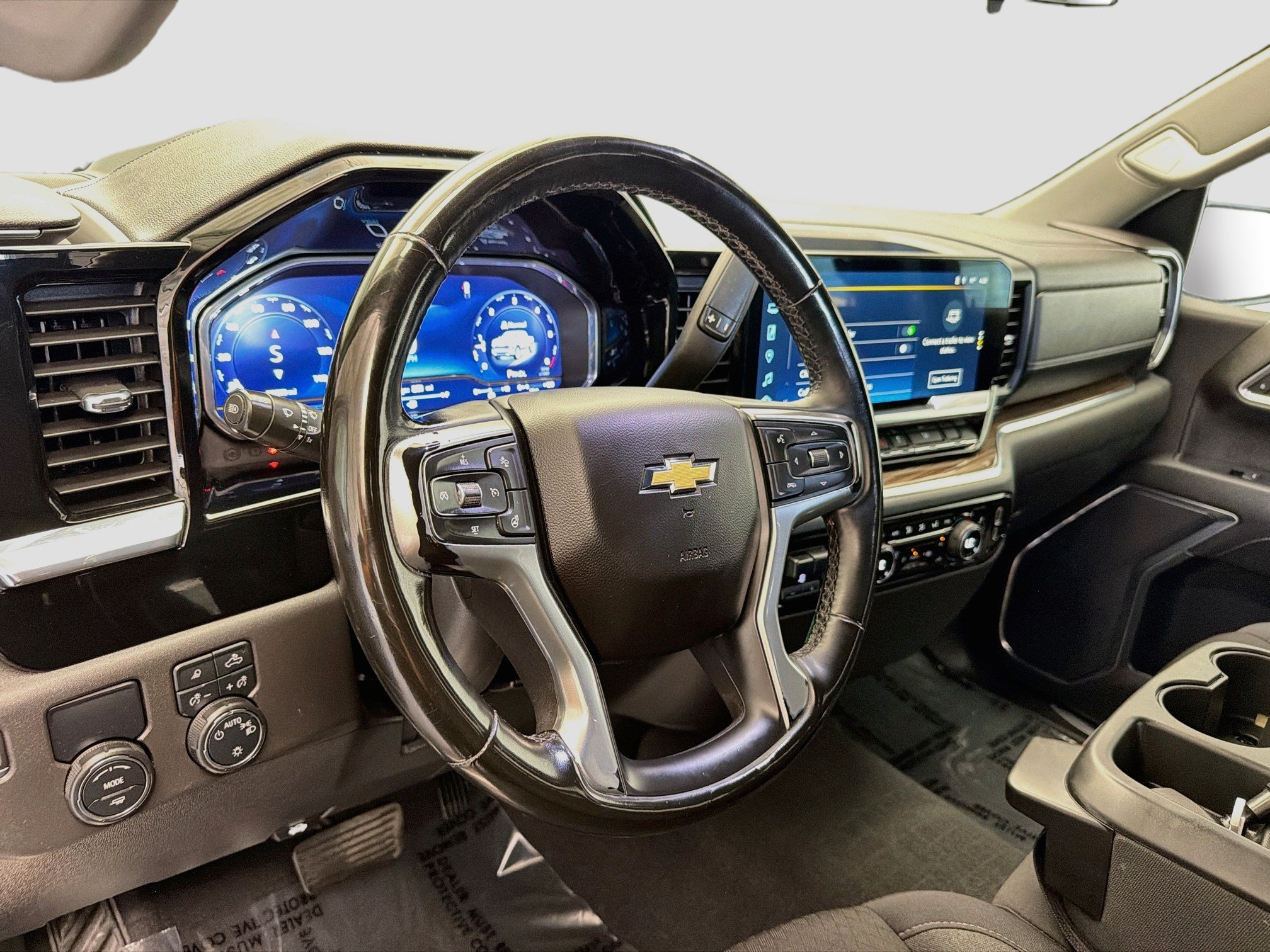 Used 2023 Chevrolet Silverado 1500 LT w/ All Star Edition Plus RWD image 7