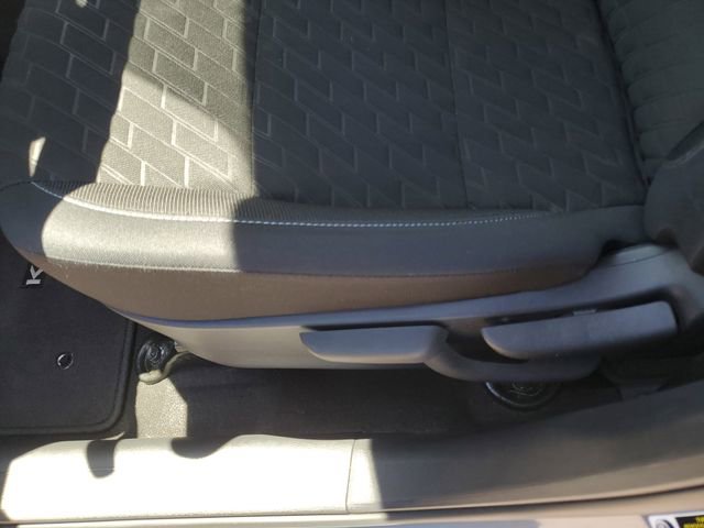 Used 2023 Nissan Kicks SV FWD image 18