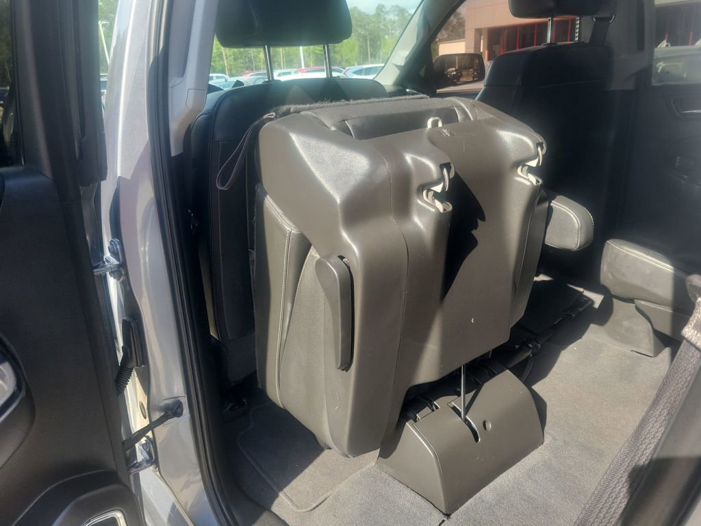 Used 2019 Chevrolet Tahoe LT image 28