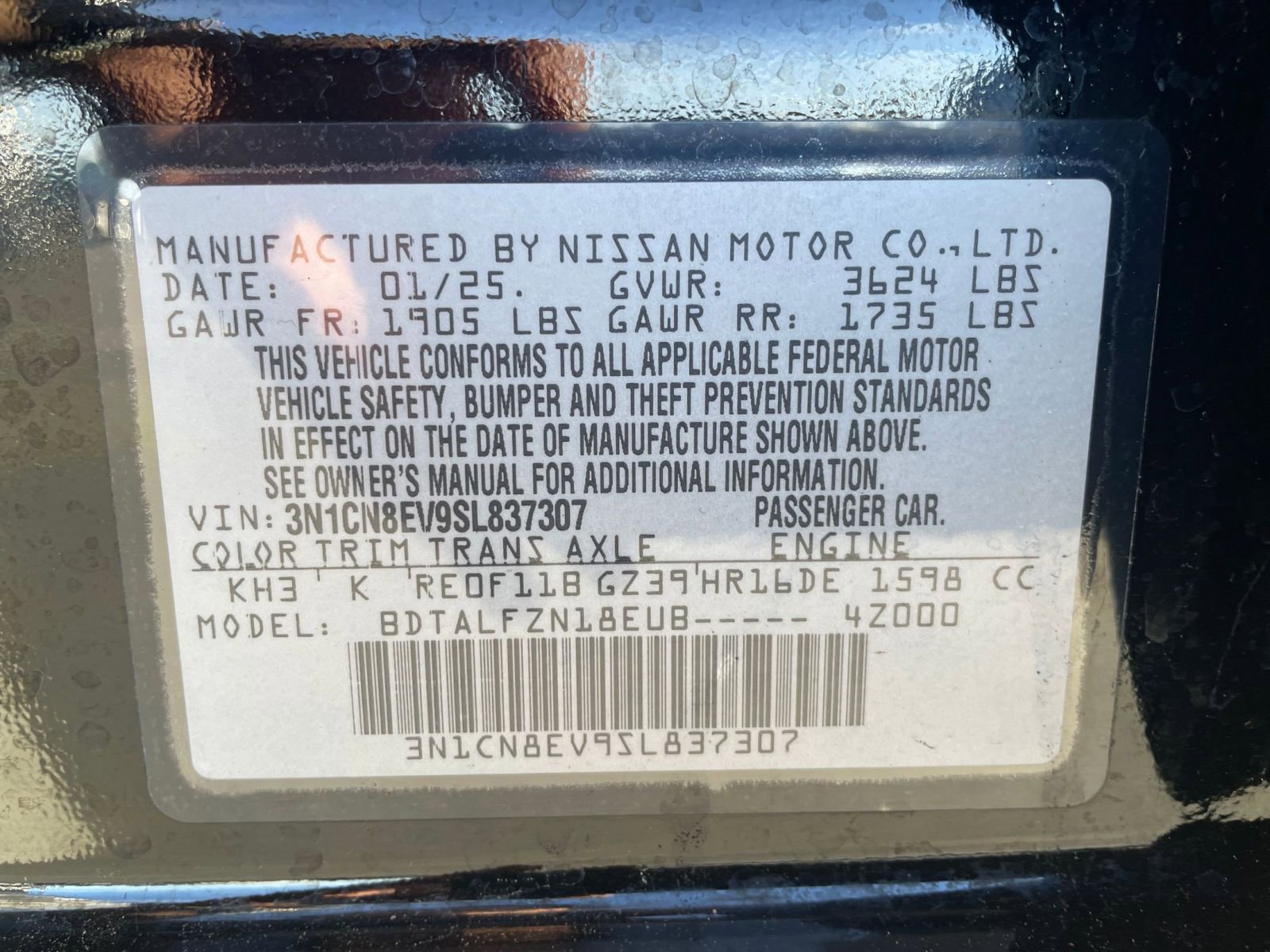 Used 2025 Nissan Versa SV image 27