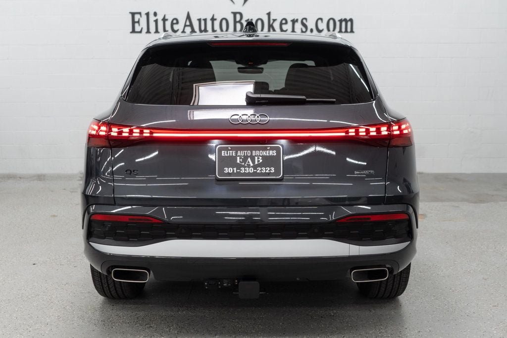 Used 2025 Audi Q5 Premium Plus AWD/4WD image 4