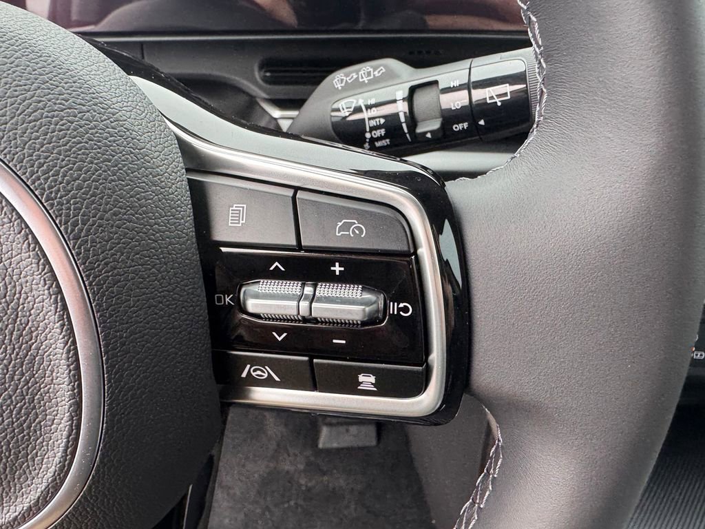 New 2026 Kia Carnival FWD image 16