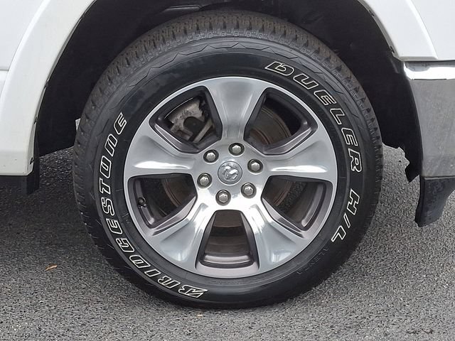 Used 2022 RAM 1500 Laramie AWD/4WD image 11