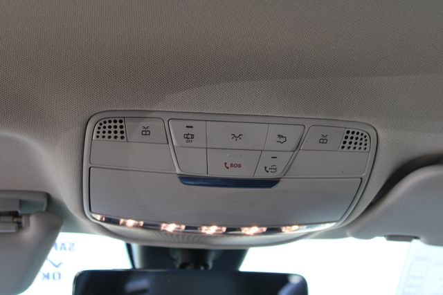 Used 2021 Mercedes-Benz GLC 300 image 16