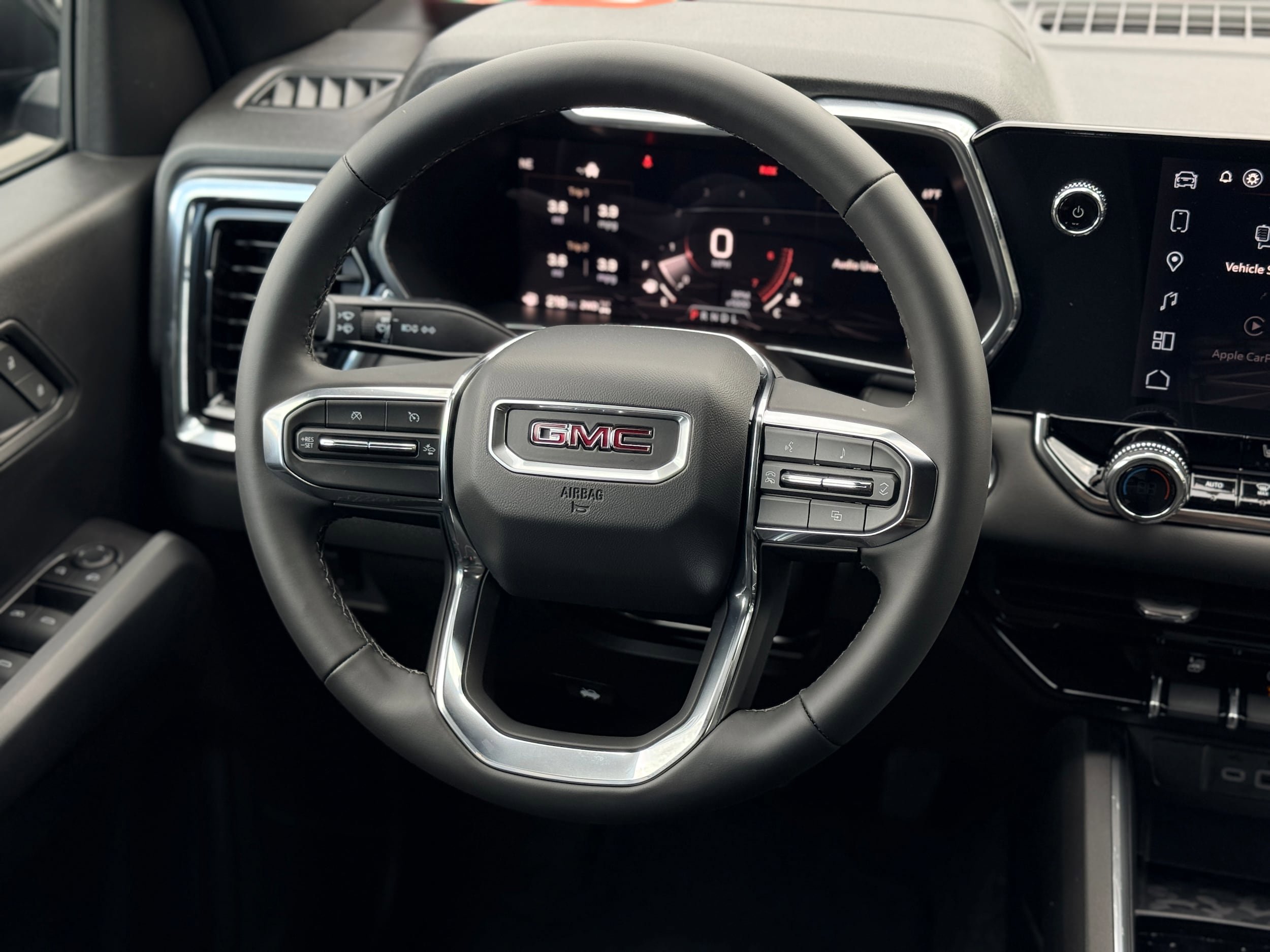 New 2026 GMC Canyon Elevation w/ Convenience Package image 14