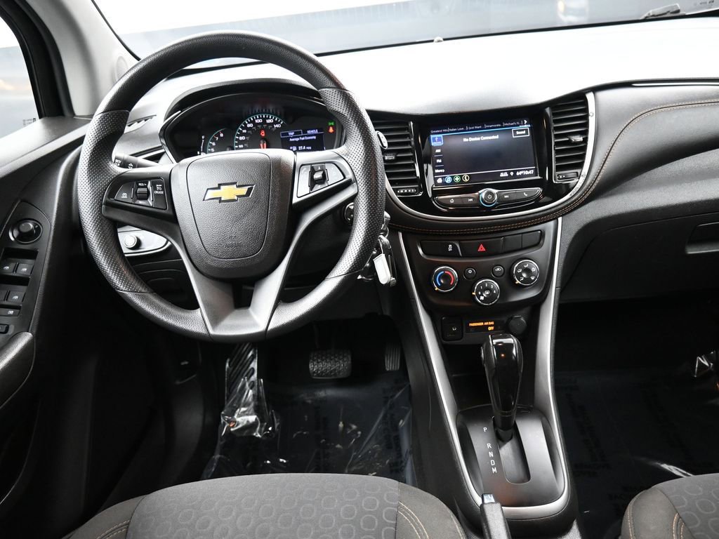 Used 2020 Chevrolet Trax LS w/ Tint and Cruise Package FWD image 19