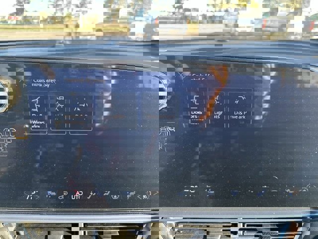 New 2024 Chevrolet Equinox EV LT image 29