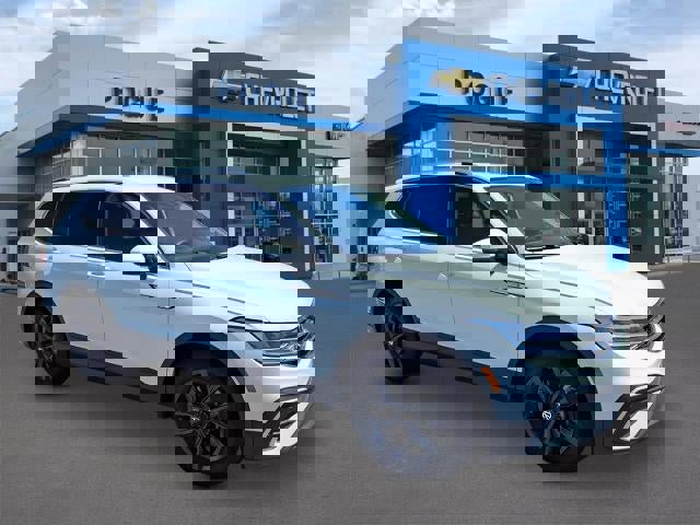 Used 2024 Volkswagen Tiguan Wolfsburg Edition FWD image 1