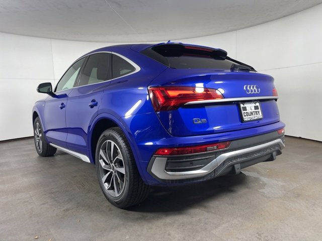 Used 2022 Audi Q5 2.0T Premium w/ Convenience Package image 5