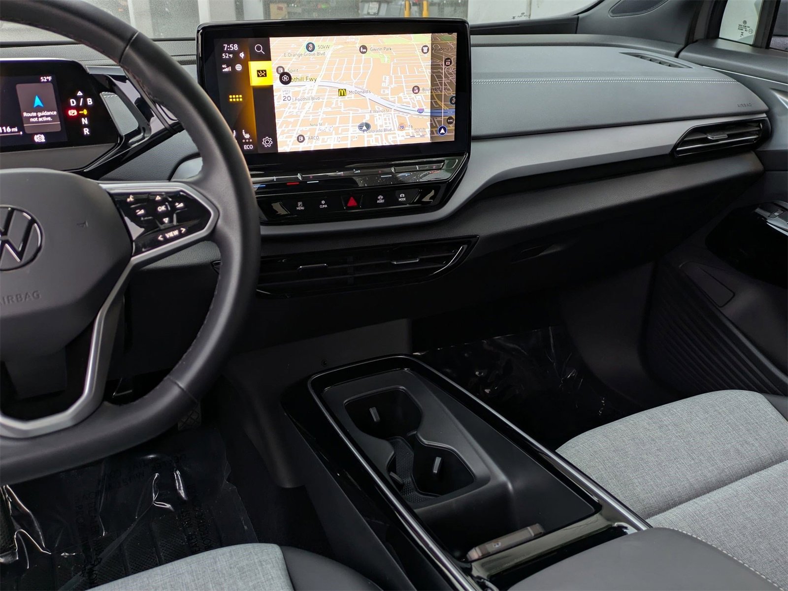 Used 2023 Volkswagen ID.4 Pro image 9