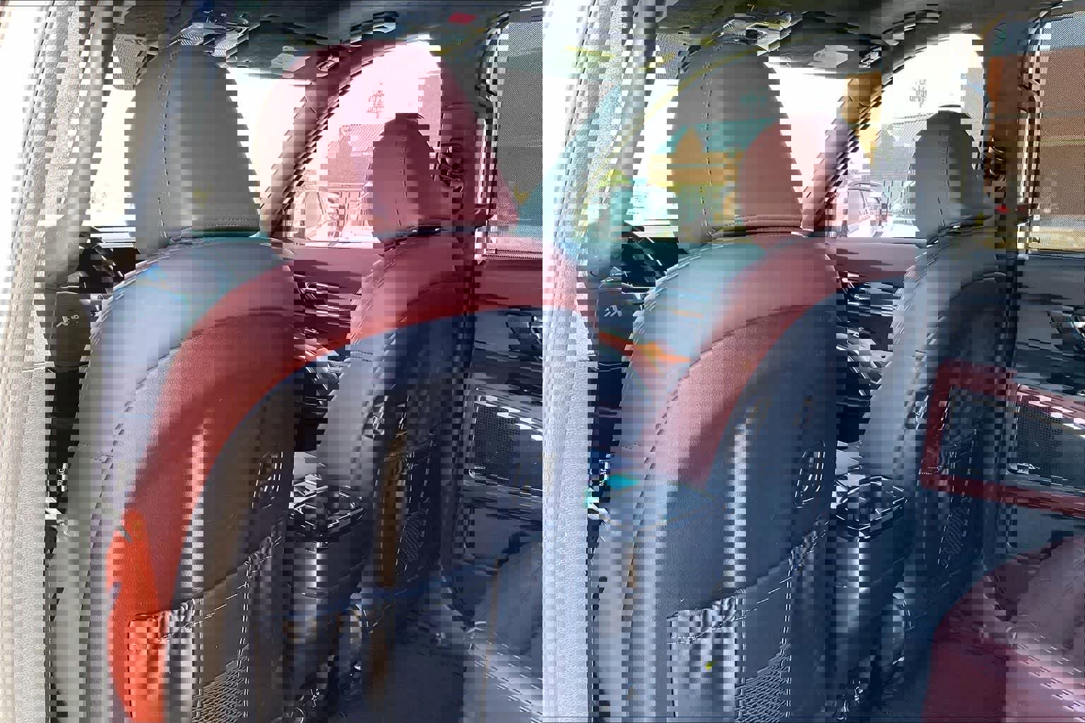 Used 2024 Kia Telluride SX Prestige image 12