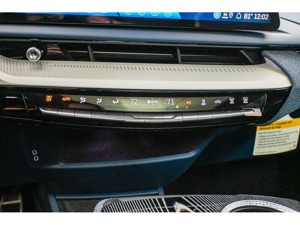 New 2027 Cadillac Optiq Premium Luxury AWD/4WD image 29