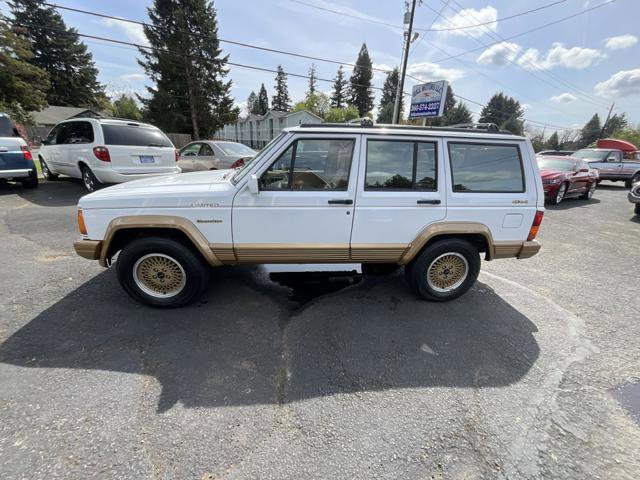 Used 1992 Jeep Cherokee Limited AWD/4WD image 1