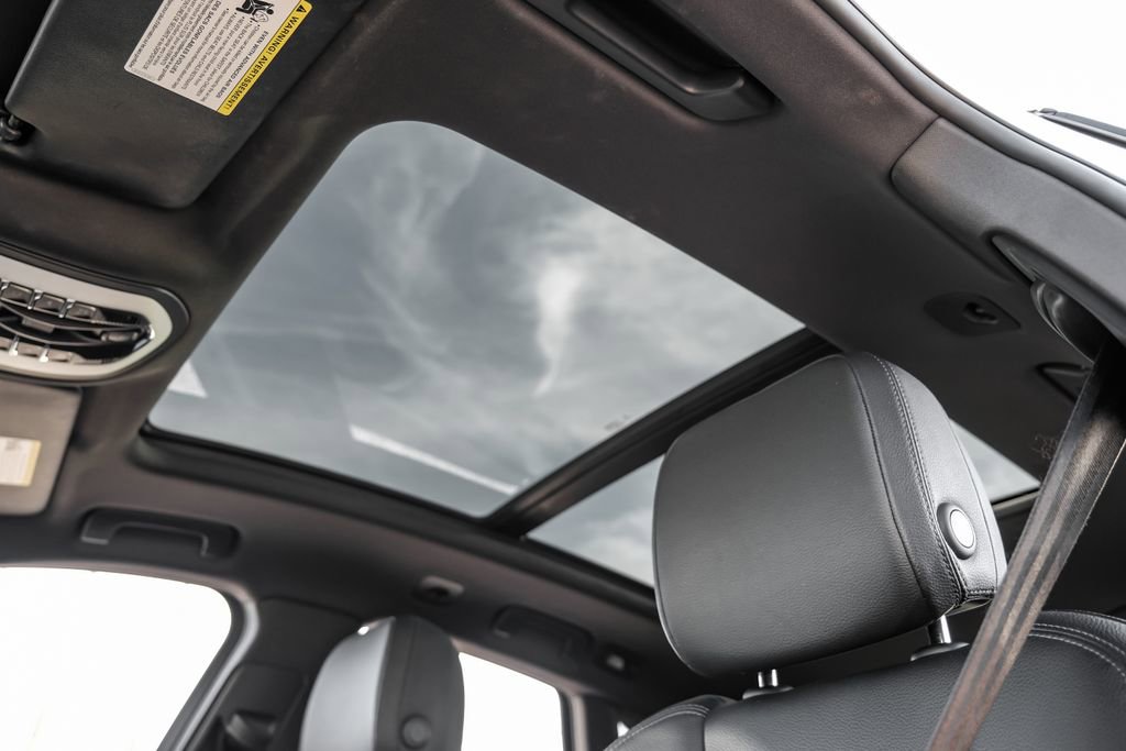 Used 2020 Porsche Macan image 24