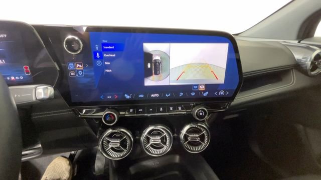 Used 2024 Chevrolet Blazer EV LT AWD/4WD image 32