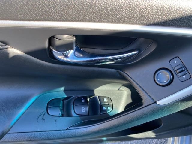 Used 2016 Nissan Altima 2.5 SL w/ 2.5 Technology Package image 13