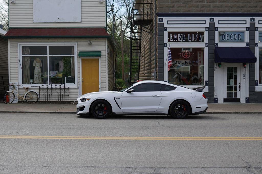 Used 2017 Ford Mustang Shelby GT350 image 17