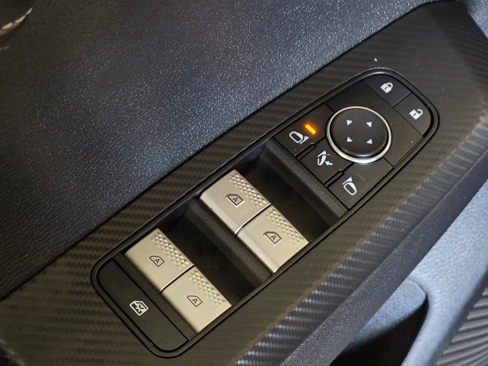 Used 2024 Mitsubishi Outlander SEL image 22