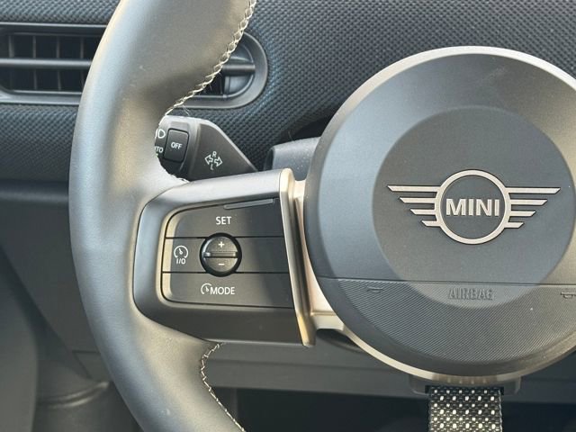 Certified 2025 MINI Cooper S image 21