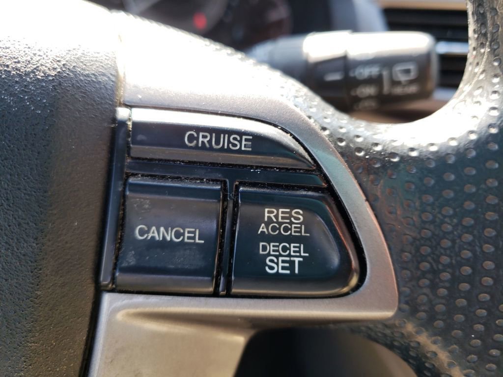 Used 2017 Honda Odyssey SE image 12