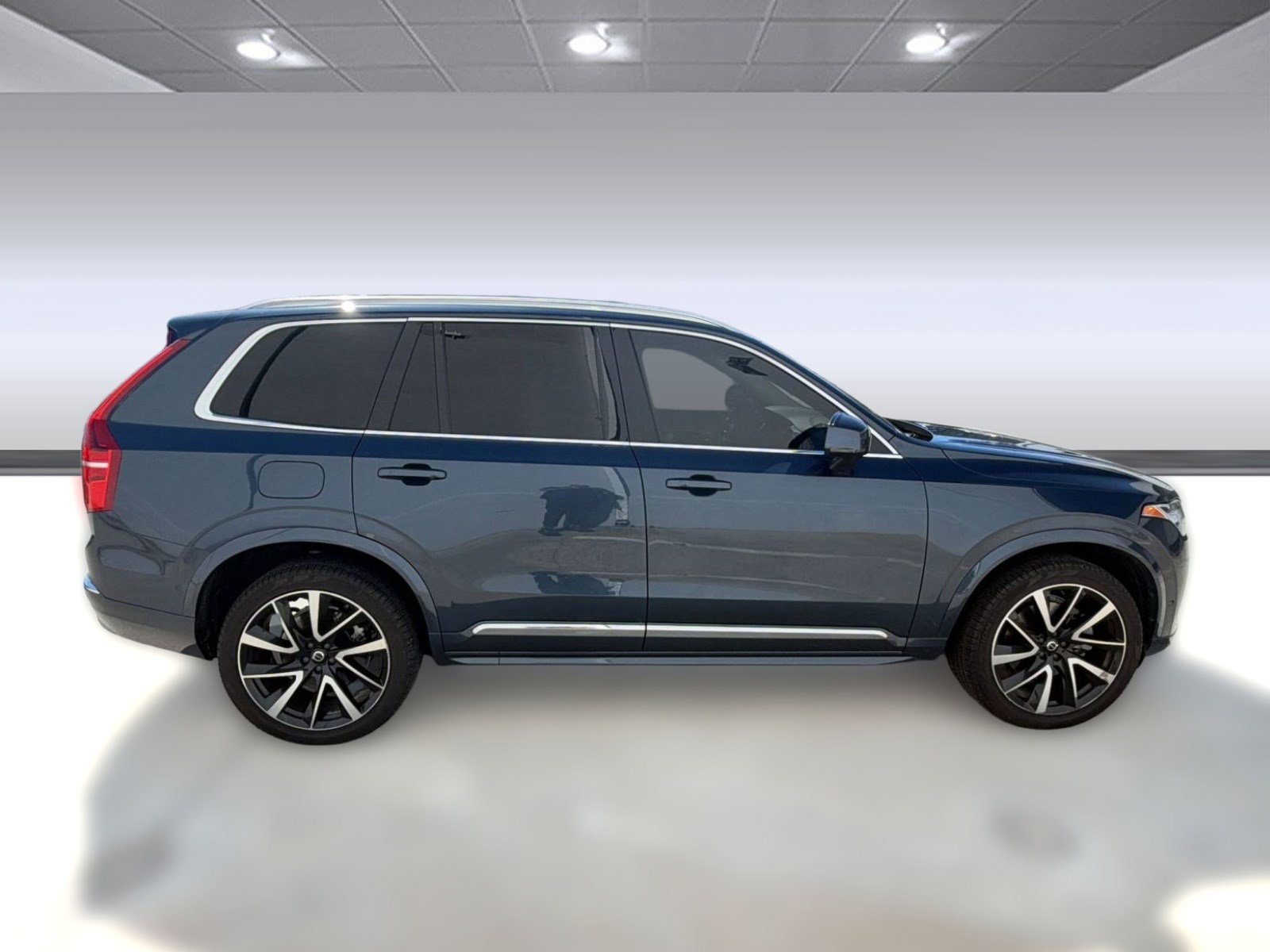 Certified 2023 Volvo XC90 B6 Plus w/ Protection Package Premier AWD/4WD image 8