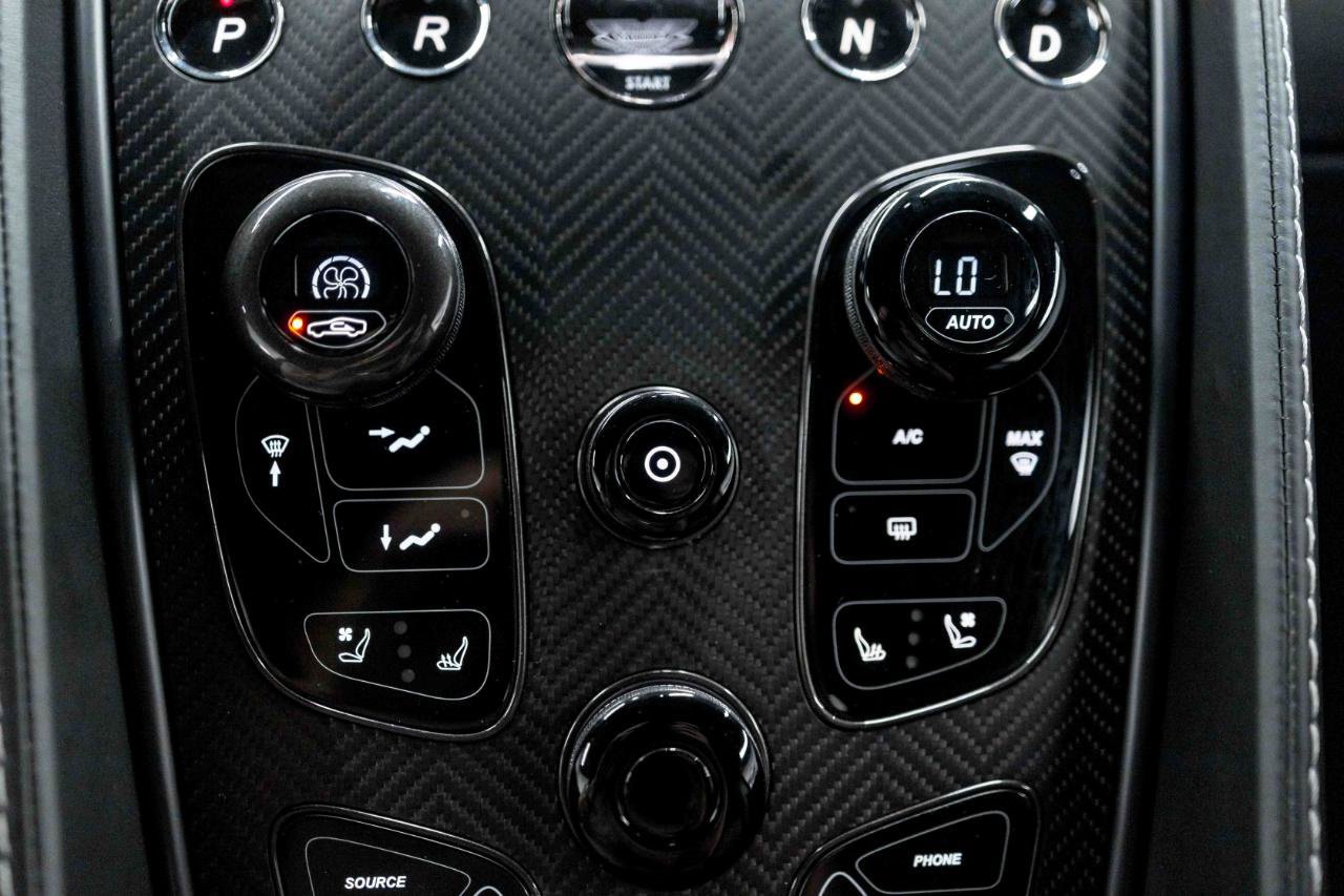 Used 2016 Aston Martin Vanquish Coupe image 51