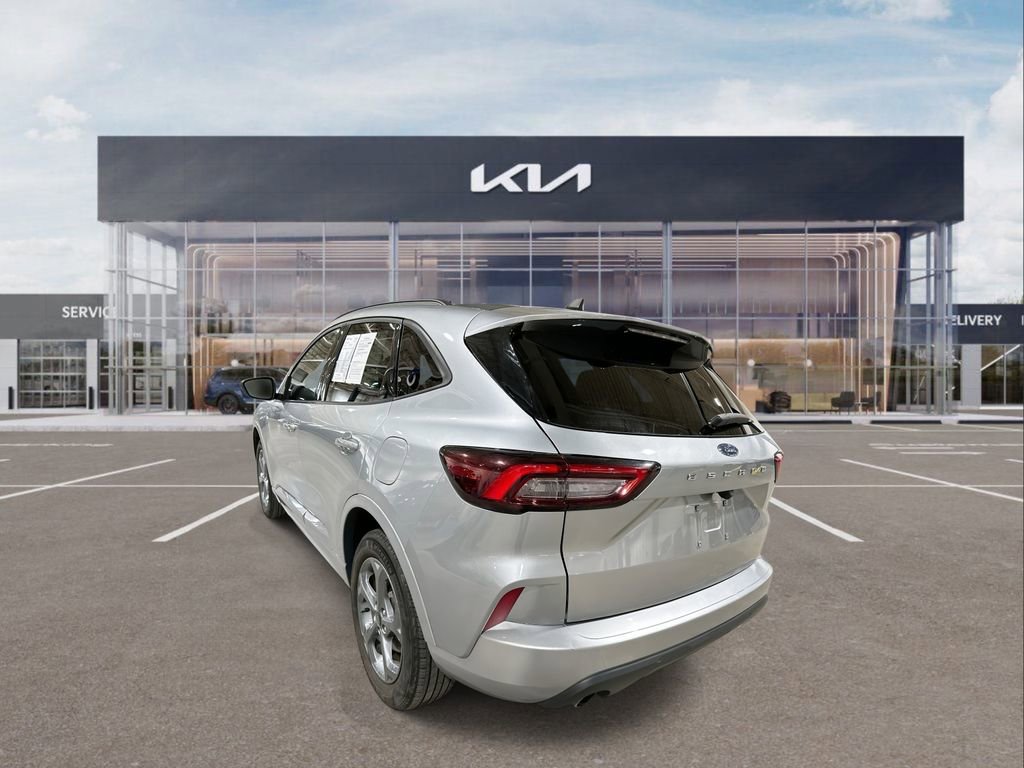 Used 2024 Ford Escape ST-Line image 6