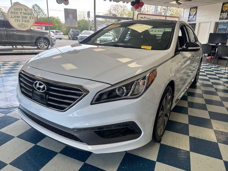 Used 2015 Hyundai Sonata Limited 2.0T w/ Cargo Package FWD image 3