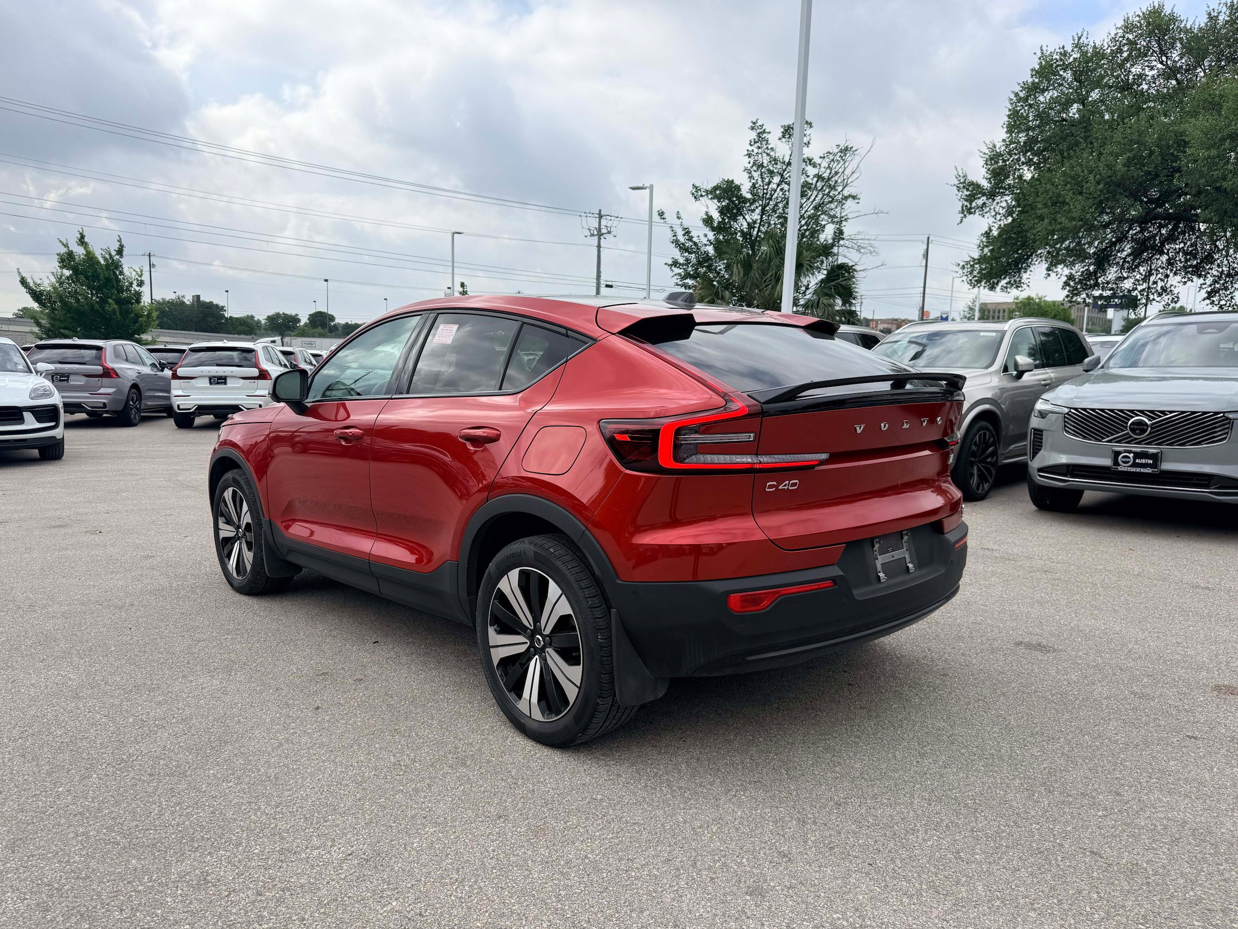 Certified 2023 Volvo C40 P8 Recharge Plus AWD/4WD image 4