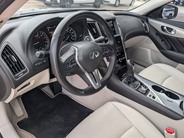 Used 2020 INFINITI Q50 Luxe w/ Cargo Package RWD image 9