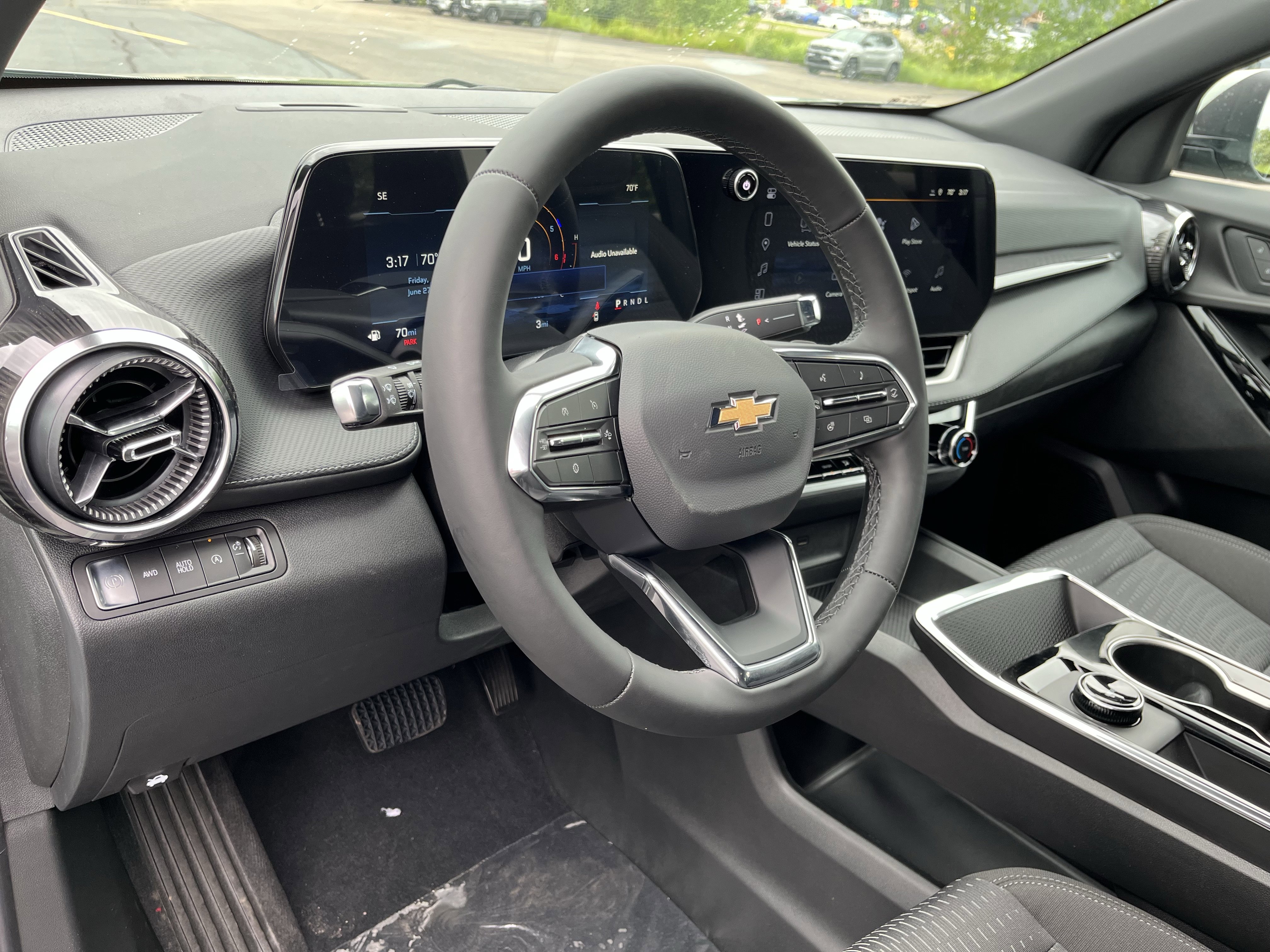 New 2026 Chevrolet Equinox LT image 18