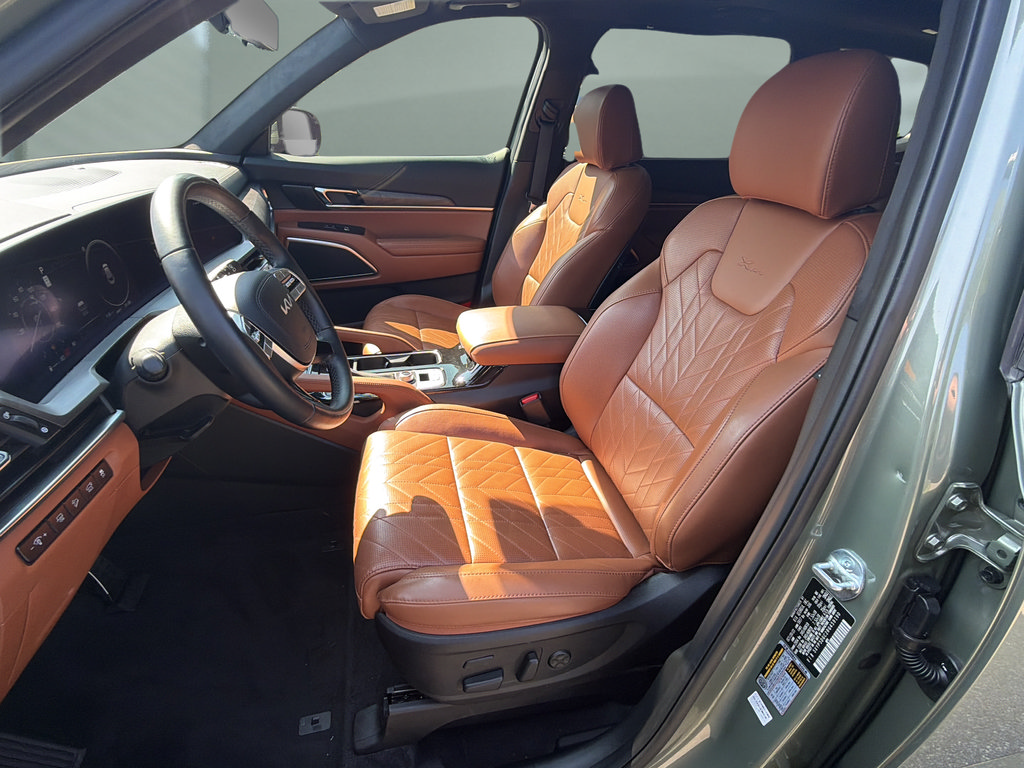 Used 2024 Kia Telluride SX Prestige X-Pro AWD/4WD image 12