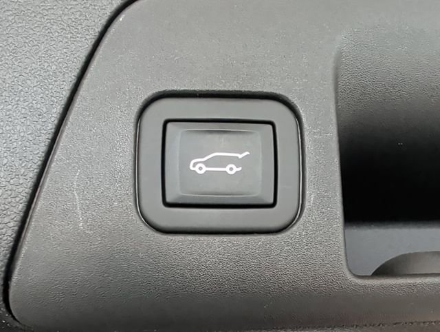 Used 2023 Buick Envision Avenir image 17