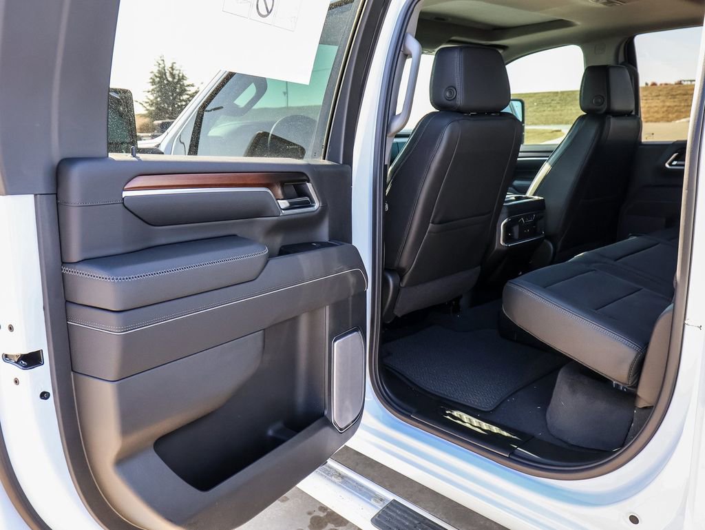 New 2026 GMC Sierra 3500 Denali w/ Denali Reserve Package AWD/4WD image 26