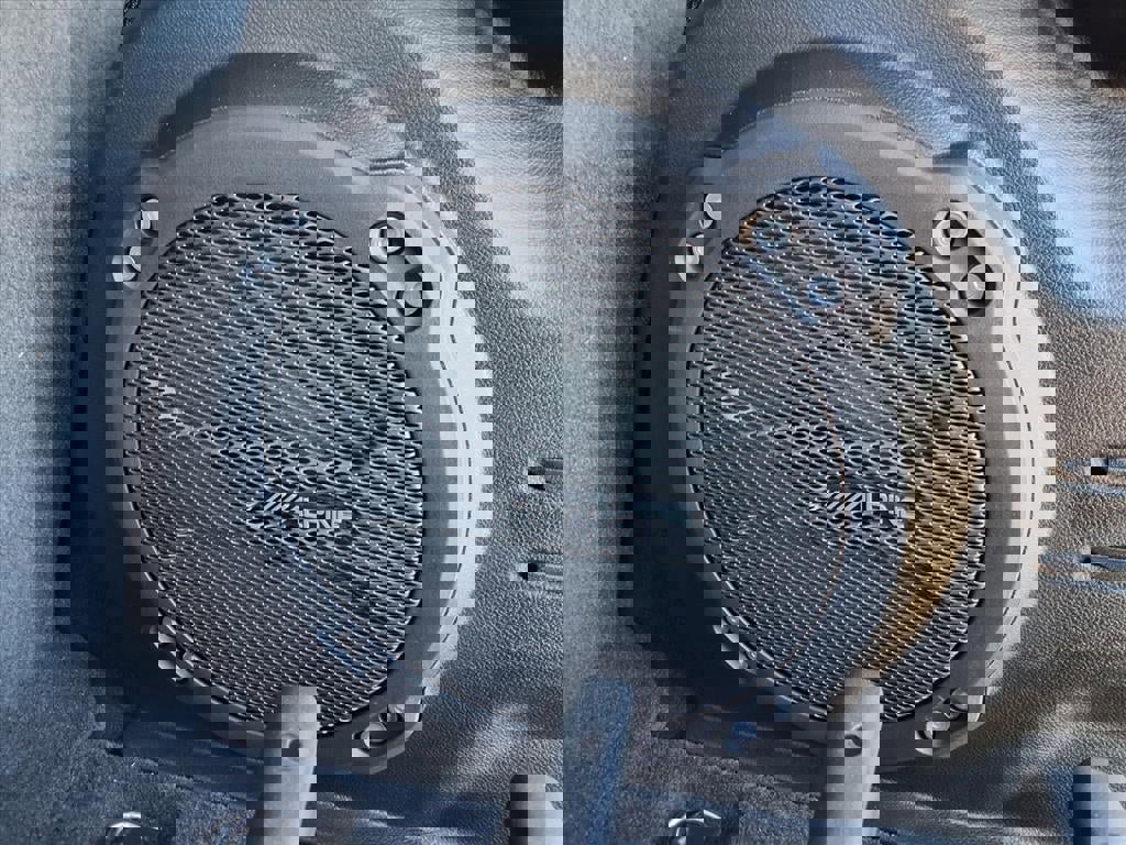 Certified 2025 Jeep Wrangler Unlimited Rubicon image 30