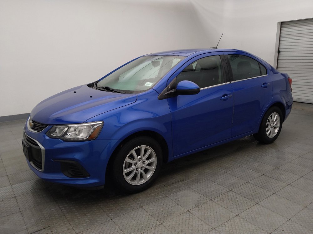 Used 2019 Chevrolet Sonic LT FWD image 2