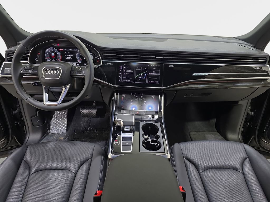 Used 2025 Audi Q8 Premium Plus image 10