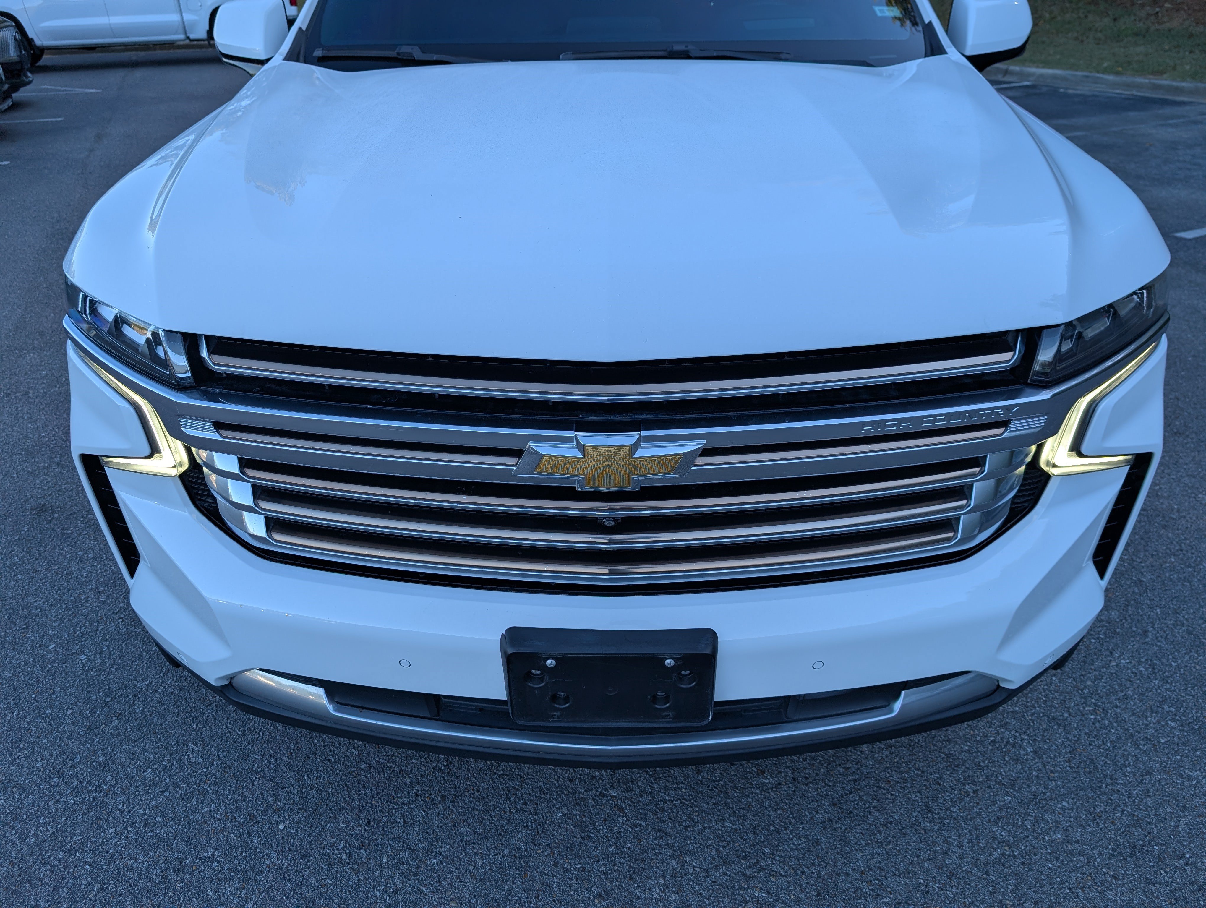 Used 2022 Chevrolet Suburban High Country w/ Max Trailering Package AWD/4WD image 12