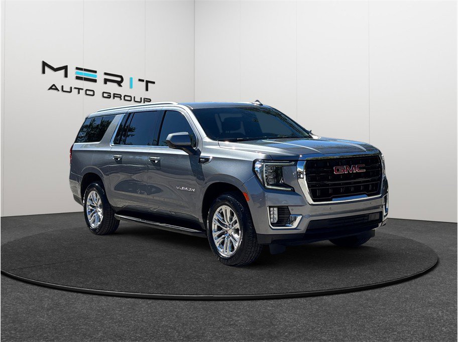 Used 2022 GMC Yukon XL SLE w/ Gmc Pro Safety Plus Package image 1
