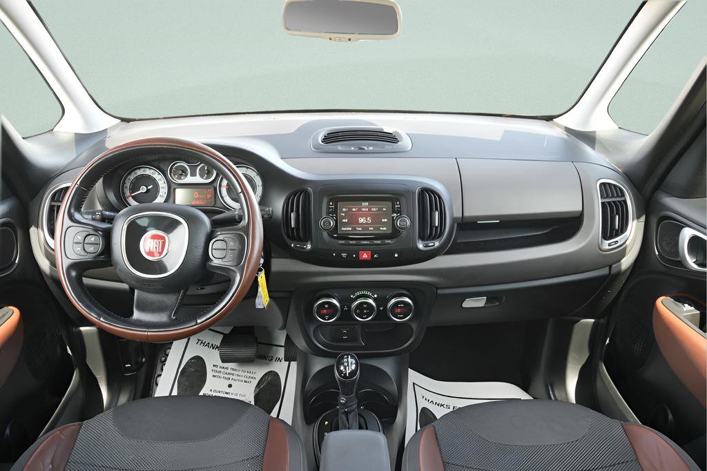 Used 2015 FIAT 500L Trekking image 16