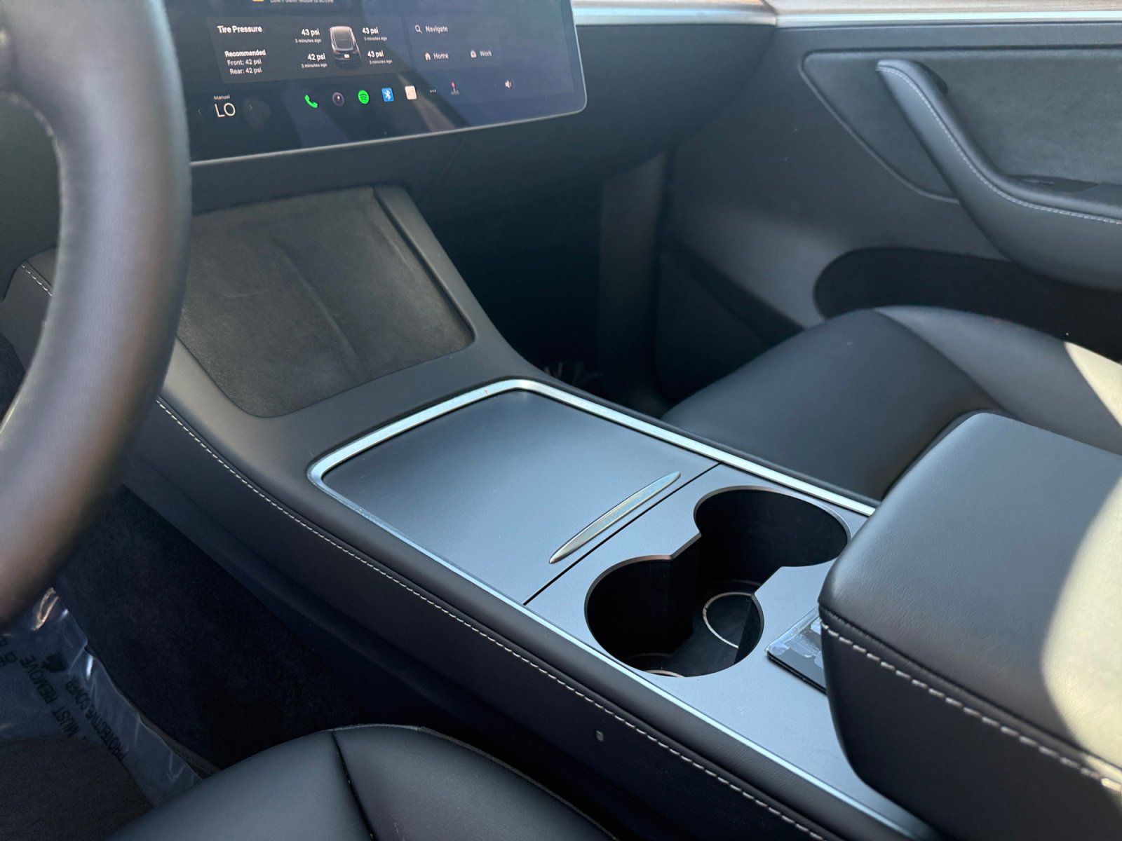 Used 2025 Tesla Model Y Long Range image 13