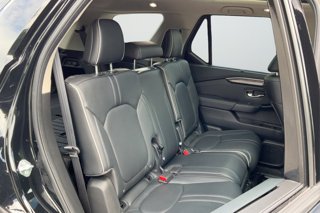 Used 2024 Honda Pilot Elite image 20