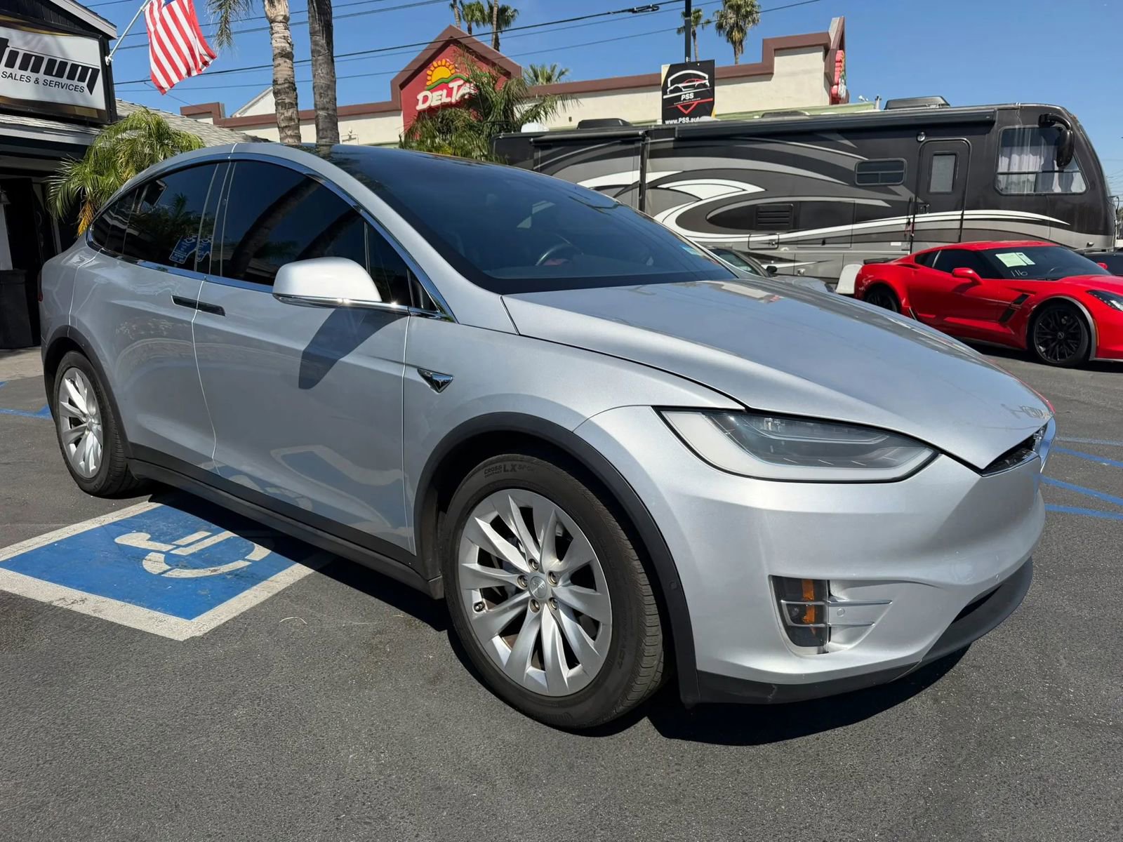 Used 2017 Tesla Model X 75D AWD/4WD image 1